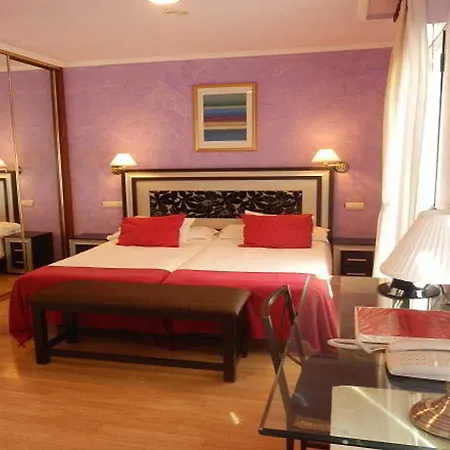 فندق Rua 4*
