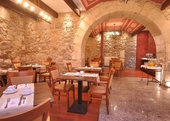 萨拉曼卡胡阿酒店 4*